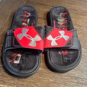 Under Armour Ignite VI Graphic Strap Slides size 10